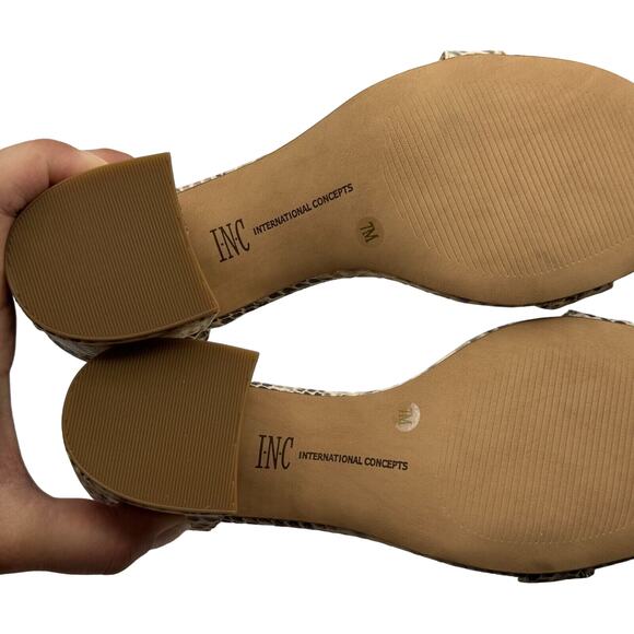 Inc‎ International Concepts Women Hadwin Scallop Snake Sandals Size 7M Open Toe - Picture 8 of 14